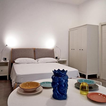La Petite Suite San Giuliano Catânia Exterior foto